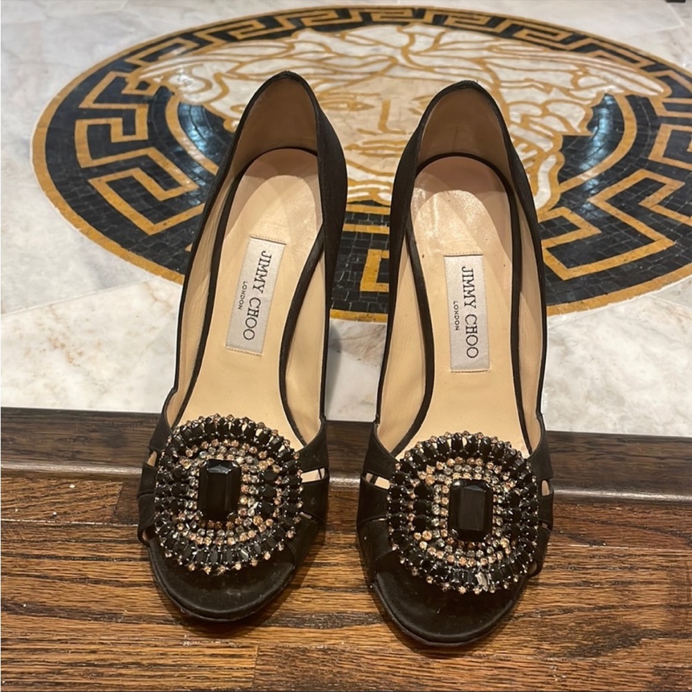 🖤 Jimmy Choo Gorgeous Embellished Black Satin Pump🖤